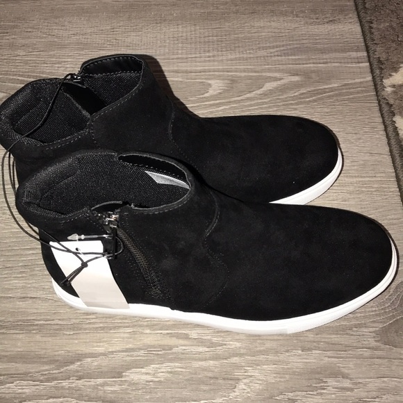 BRAND NEW IZOD Women Shoes (Size: 6.5) - Picture 1 of 5
